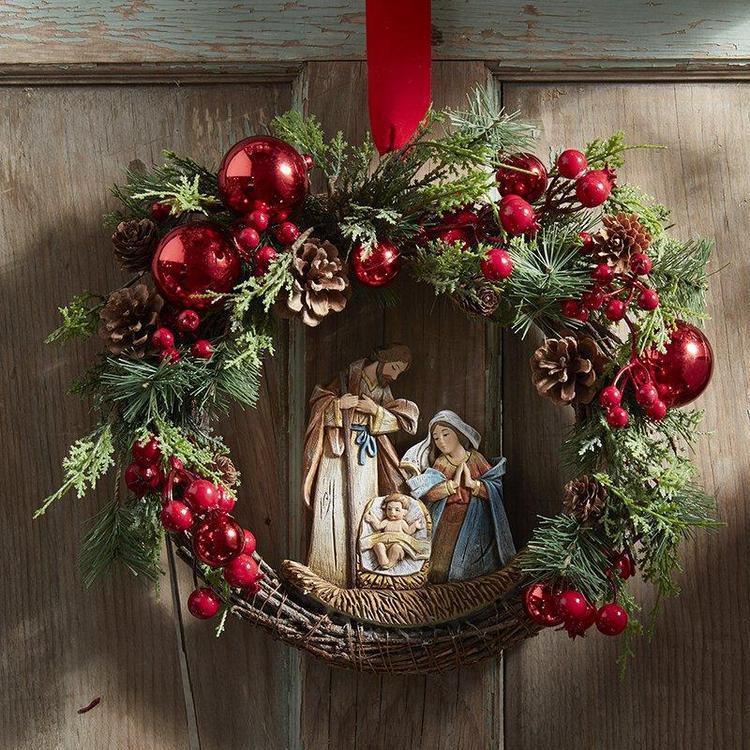 Elegant Red Christmas Wreath - Image 8