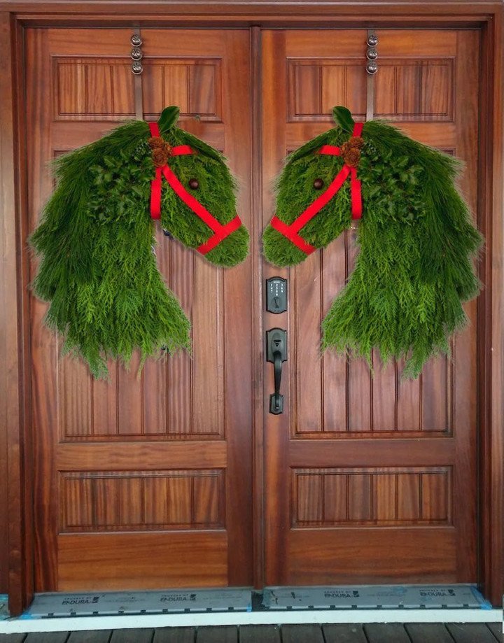 Winter Wreath-Farmhouse Double Horse Head Christmas Wreath - Image 4