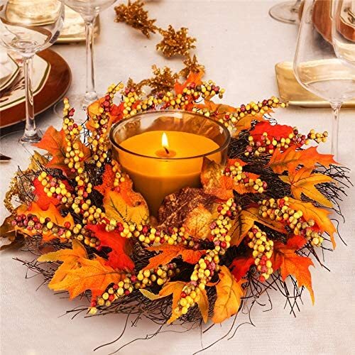 Autumn Wreath with Maple Leaf and Berry Thanksgiving Wreaths Outdoor ...