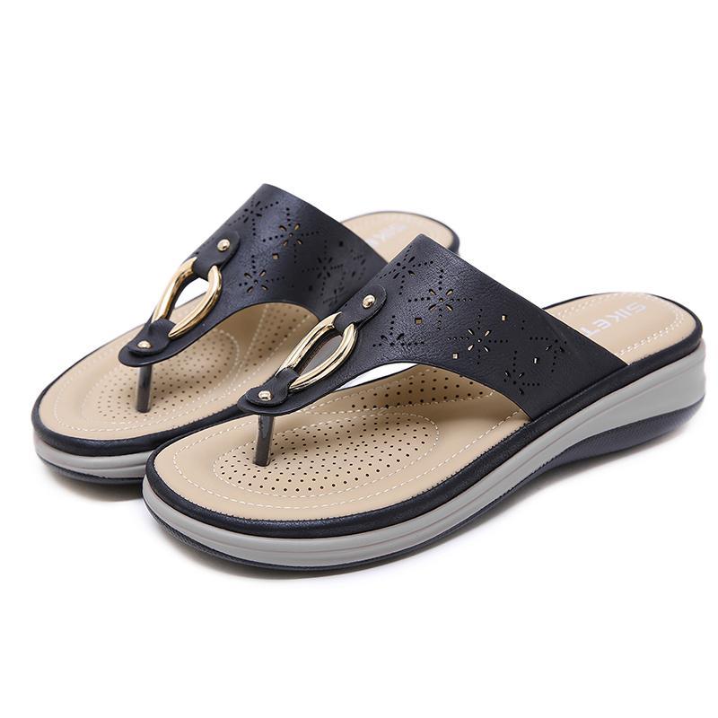 Women's Wedge Clip Toe Sandals - Image 2