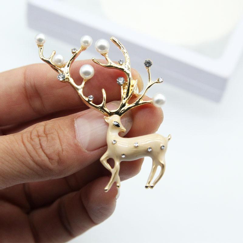 Exquisite Deer Brooch - Image 4