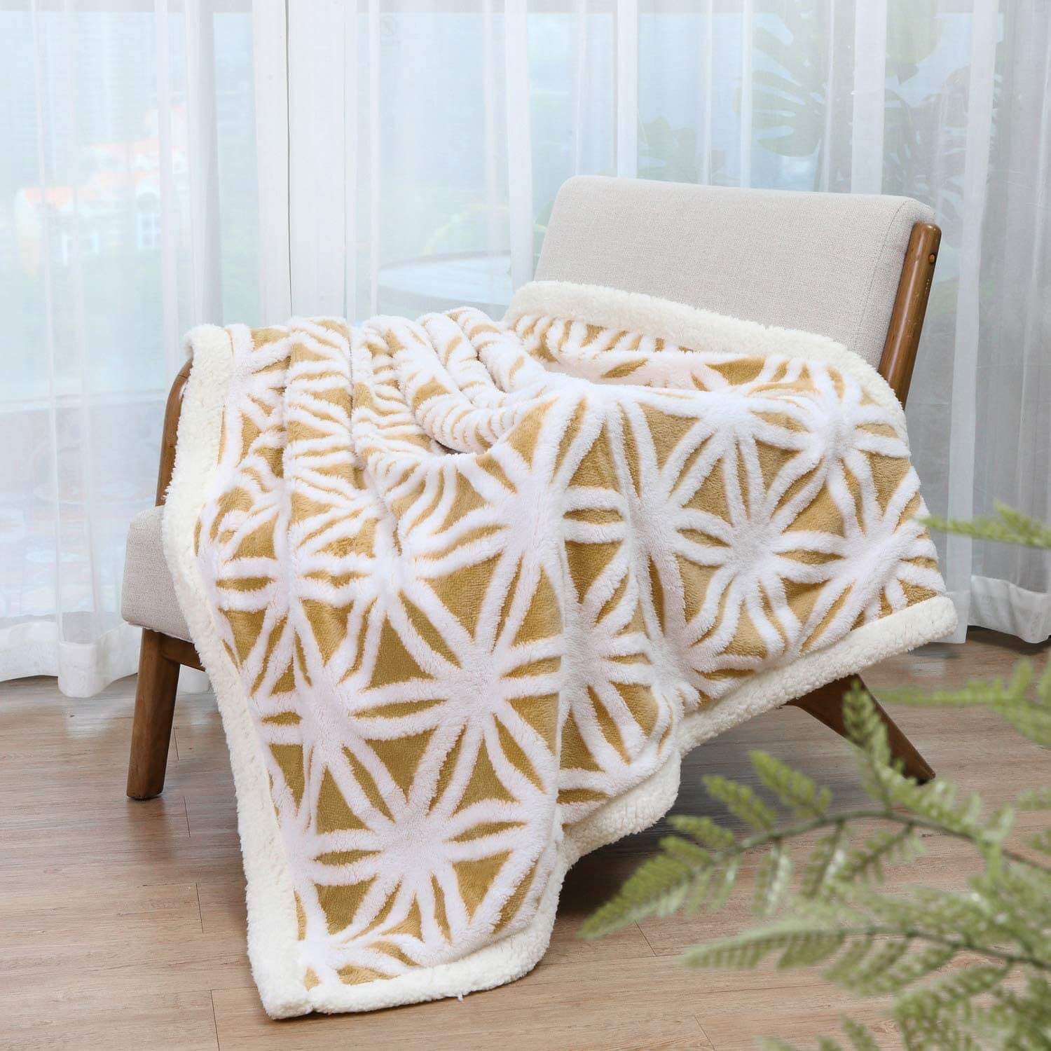 Nivtt Sherpa Fleece Throw Blanket Fuzzy Soft Bed Blanket - Image 9