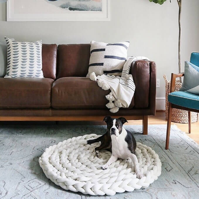 Nivtt Chunky knitting Dog Bed Rug | Hand Braided Round Rug - Image 2