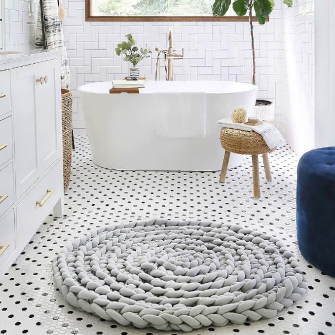 Nivtt Chunky knitting Dog Bed Rug | Hand Braided Round Rug - Image 4