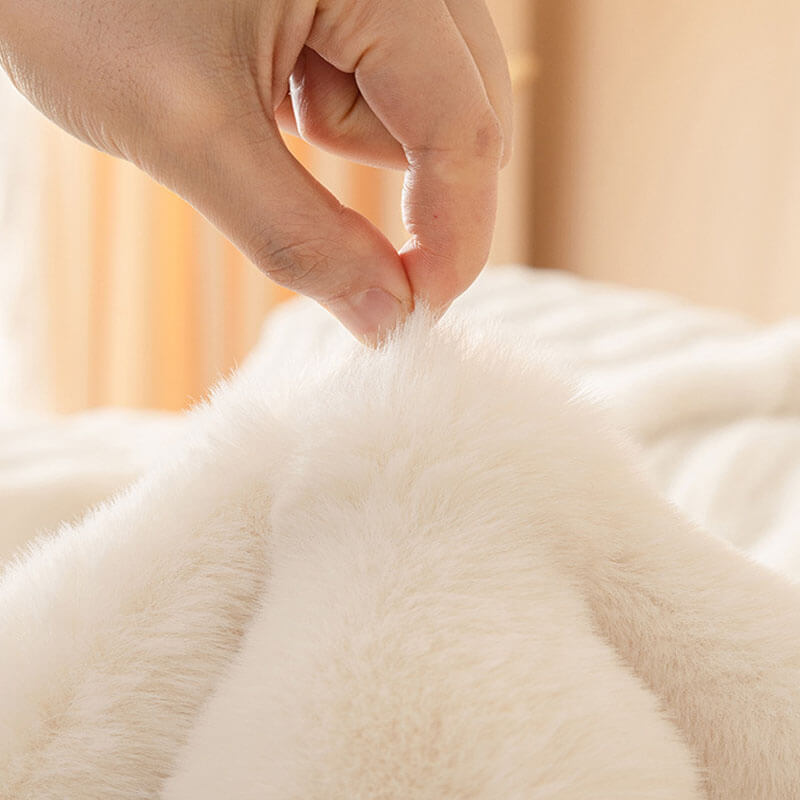 Nivtt Faux Fur Sofa Covers, Throws Blankets Sofa Slipcovers for Pets - Image 2